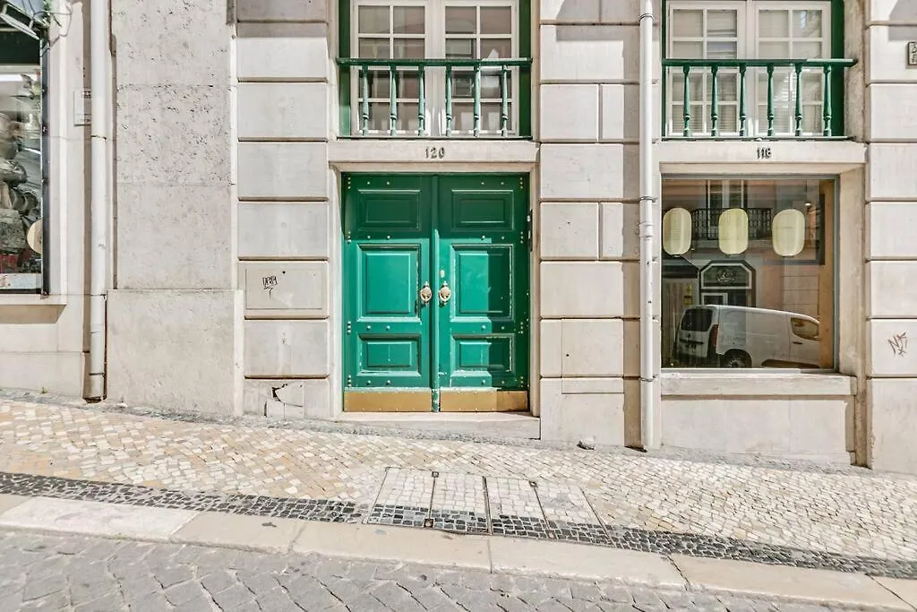 Made For The City Lovers- Urban Charm In Chiado-1