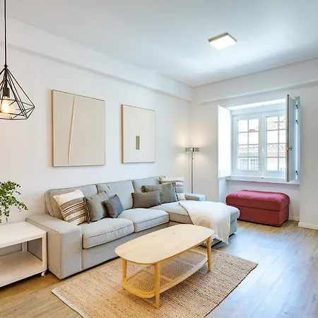 Made For The City Lovers- Urban Charm In Chiado-2